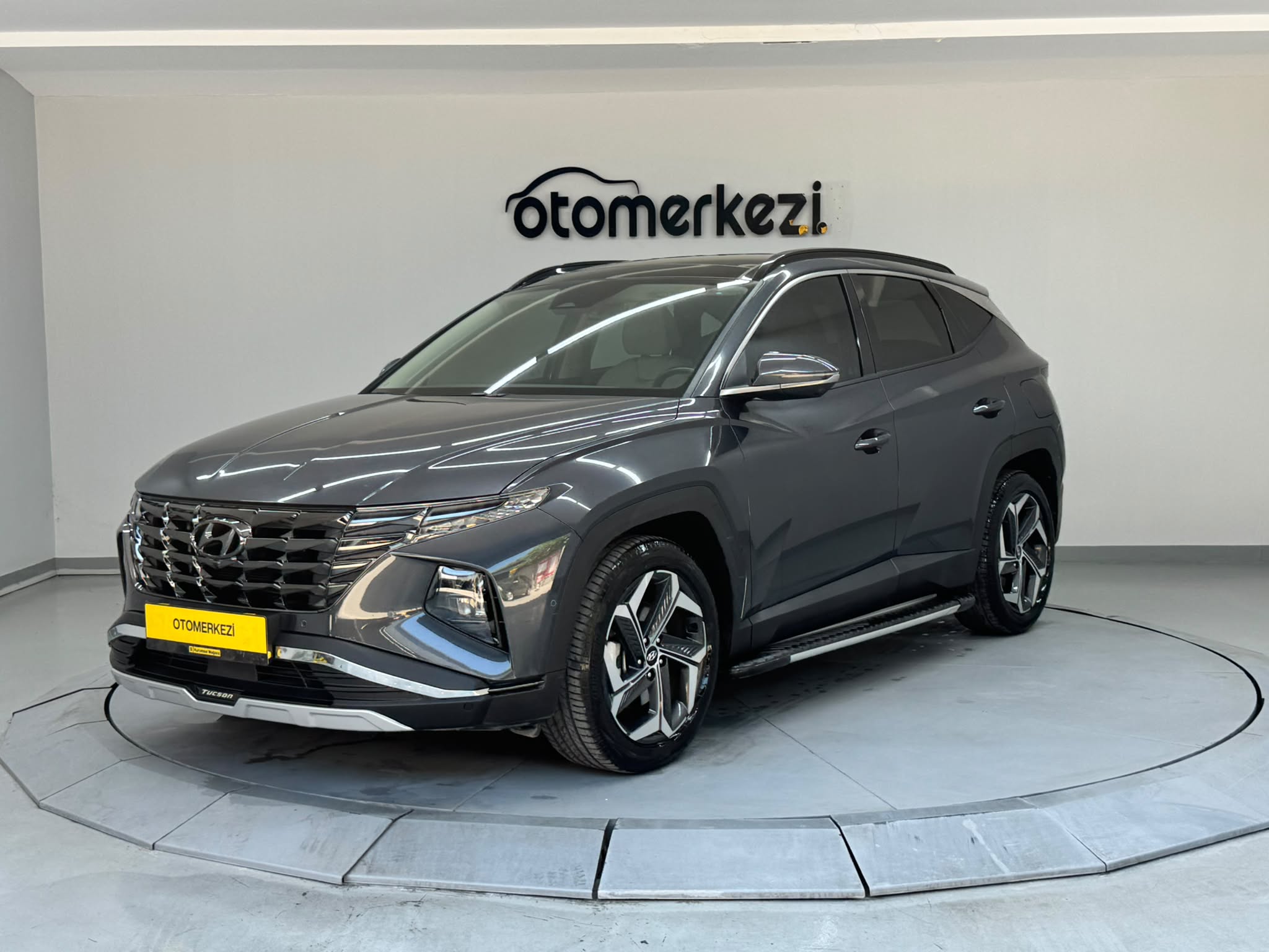 HYUNDAI TUCSON 1
